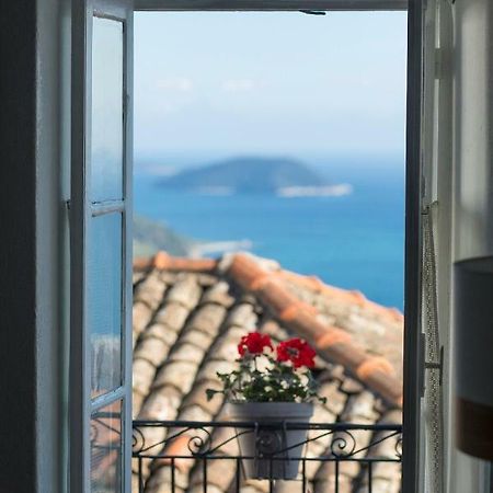 Rodia House Villa Glossa Buitenkant foto